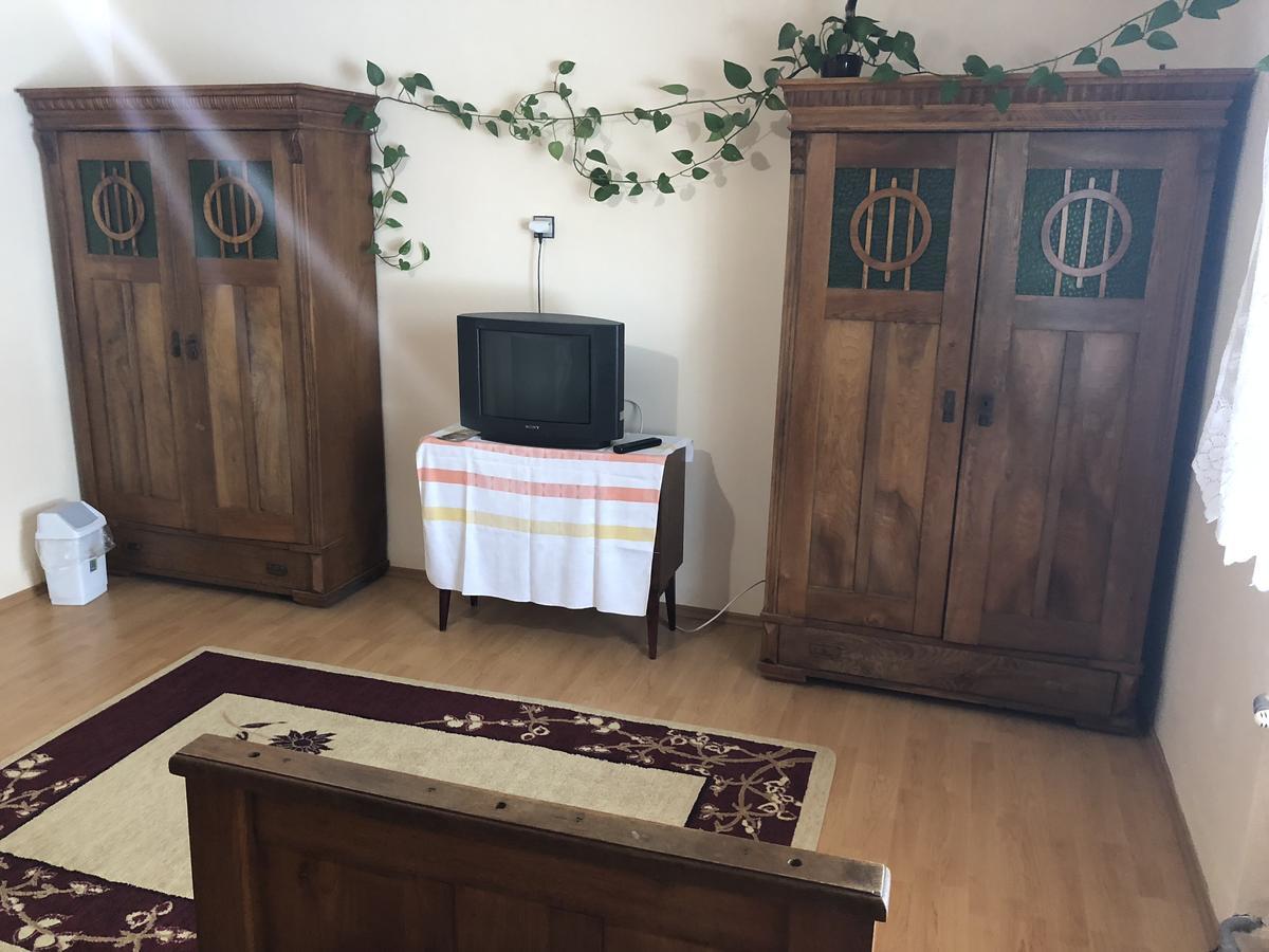 Eko Penzion Leo Dudince Εξωτερικό φωτογραφία